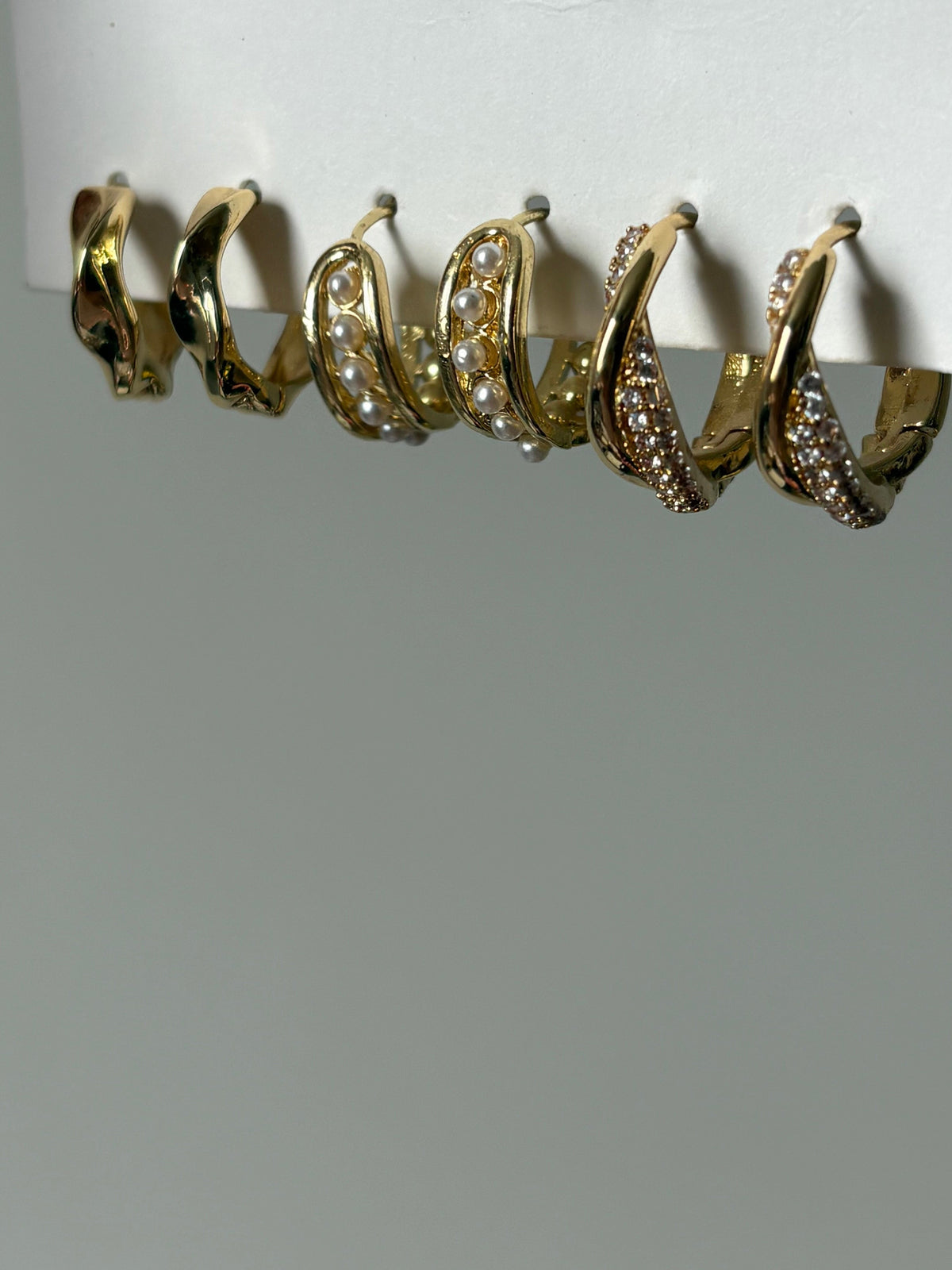 Chic Earrings set