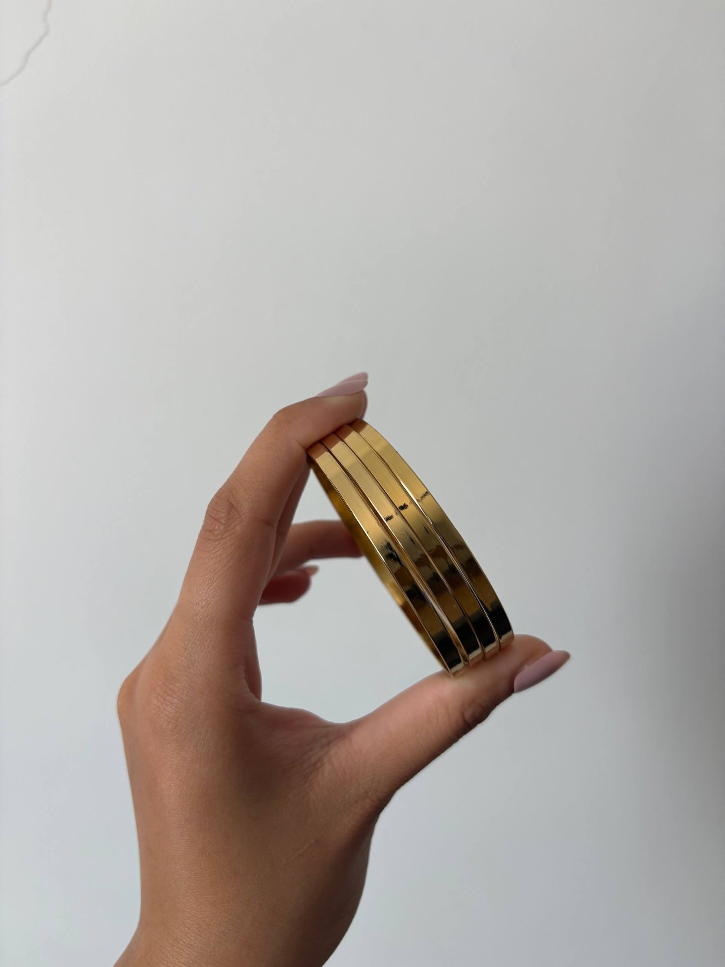 Plain Gold Bracelet