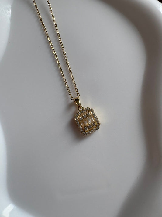 Emerald Pendant Necklace