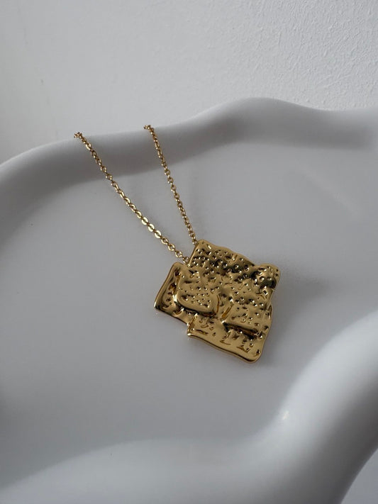 Gold Textured Necklace