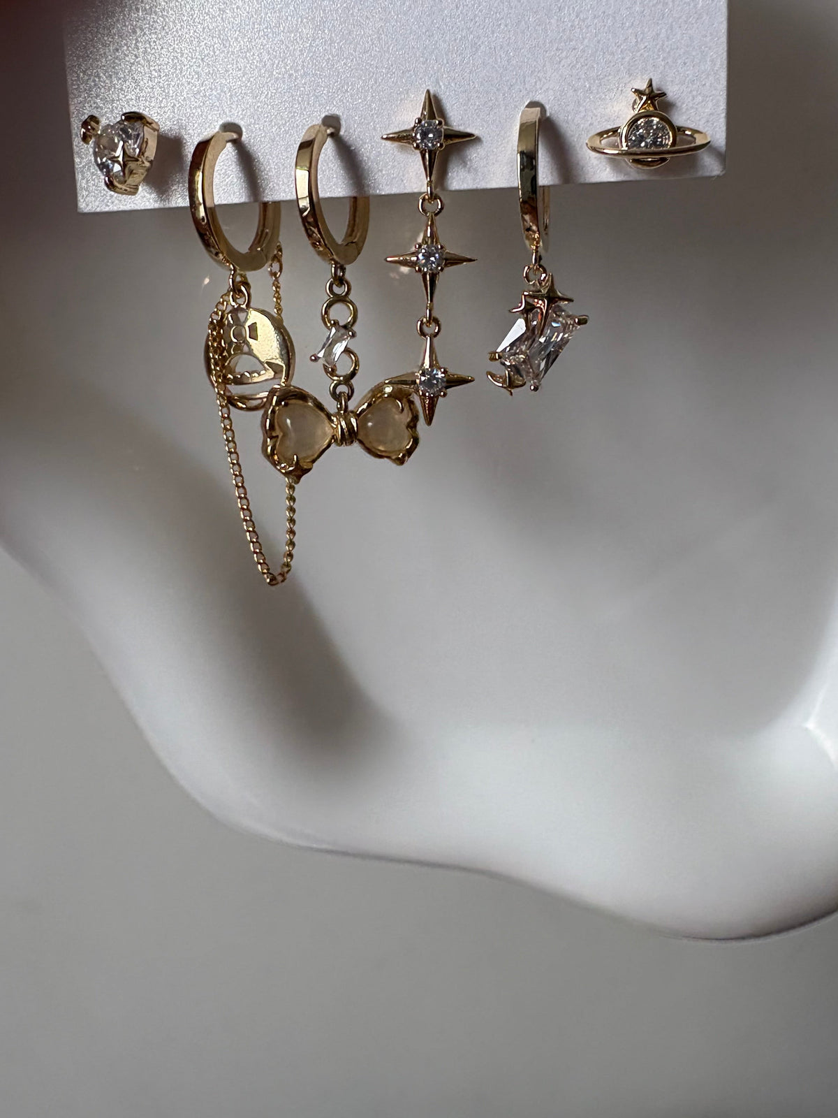 Gold piercing set