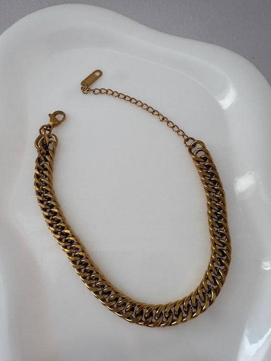 Curb Bracelet